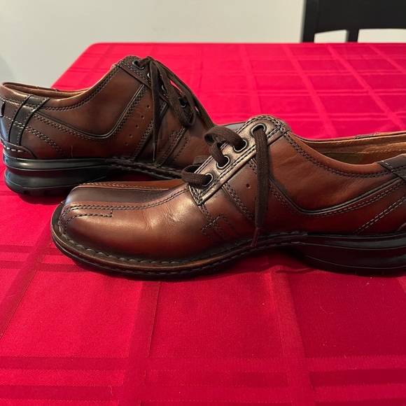 Clarks Men's Touareg Vibe Oxfords men’s size 8 great condition, son outgrew them - Picture 3 of 7